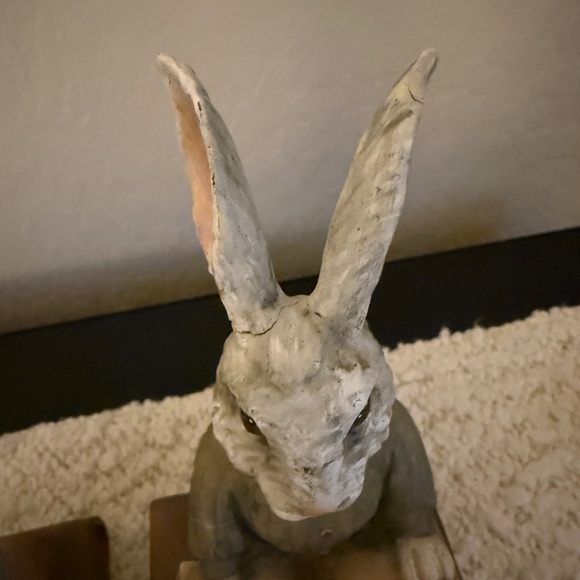 Charming Rabbit Bookends - Picture 3 of 4